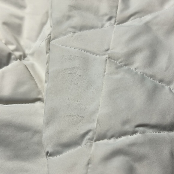 Columbia White Puffer Coat, Jacket - Picture 10 of 17